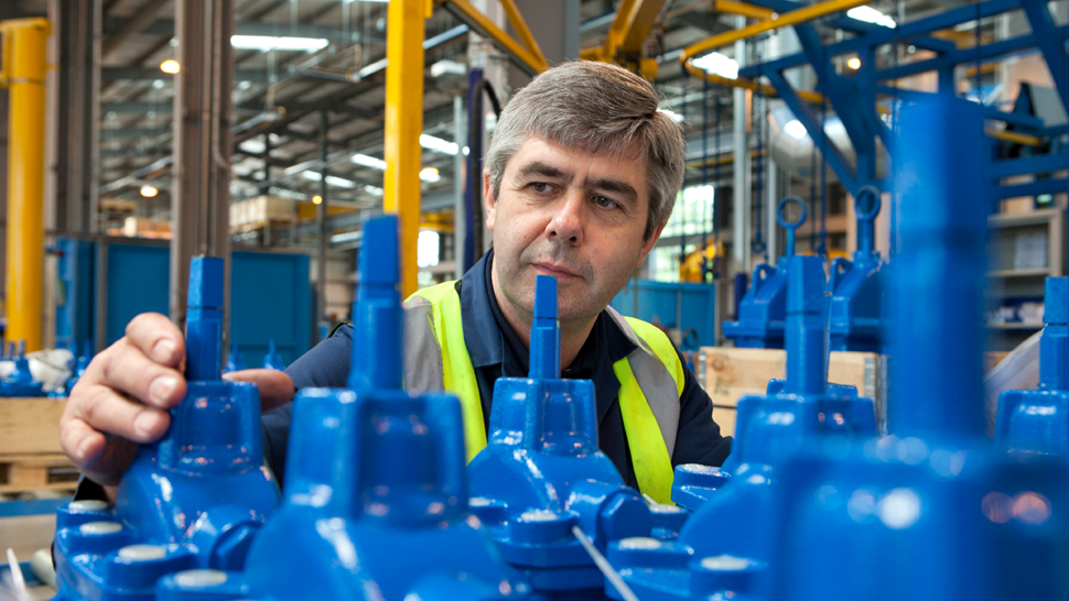 Mick Moore Inspecting Donkin valves on production